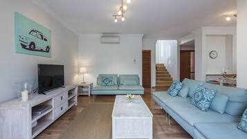 Executive Apartment | Living room | TV