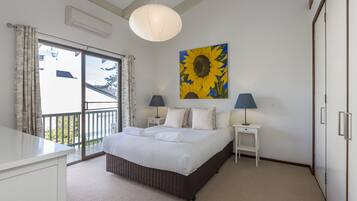 Executive Apartment | 3 bedrooms, free WiFi