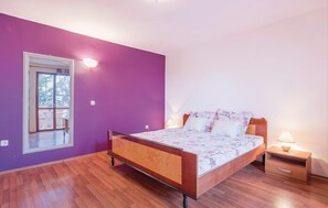 1 bedroom, Internet