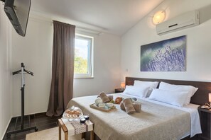 5 Schlafzimmer, Internetzugang