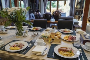 Grace Villa with Private Pool | In-room dining