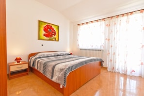 1 quarto, acesso à internet