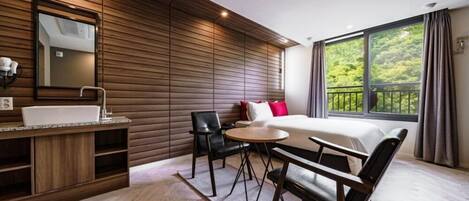 Styler Double - B type | Premium bedding, individually decorated, individually furnished, desk