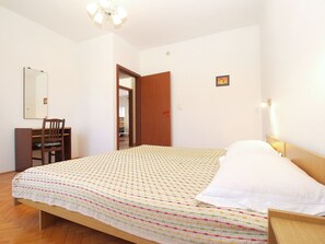 3 bedrooms, internet