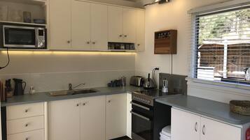 Fridge, microwave, oven, coffee/tea maker