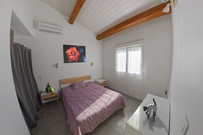 1 camera, ferro/asse da stiro, culla da viaggio, Wi-Fi