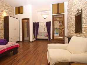 3 bedrooms, internet