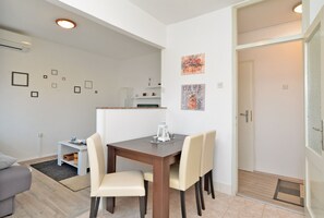 Dining - Apartment 1601/16404 (Istria - Fažana), 50m from the beach (Fažana)