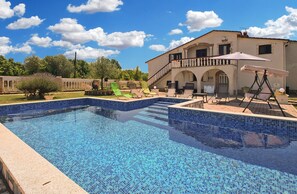 Pool - Apartment 1608/16501 (Istria - Pula), 4000m from the beach (Pula)