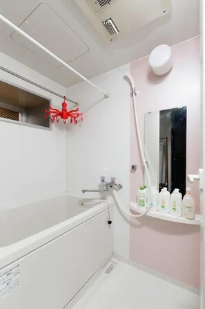Premium Room D502 | Bathroom