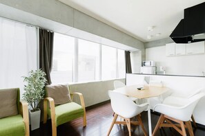 Living room - DOMA Comfortable Room (Osaka)