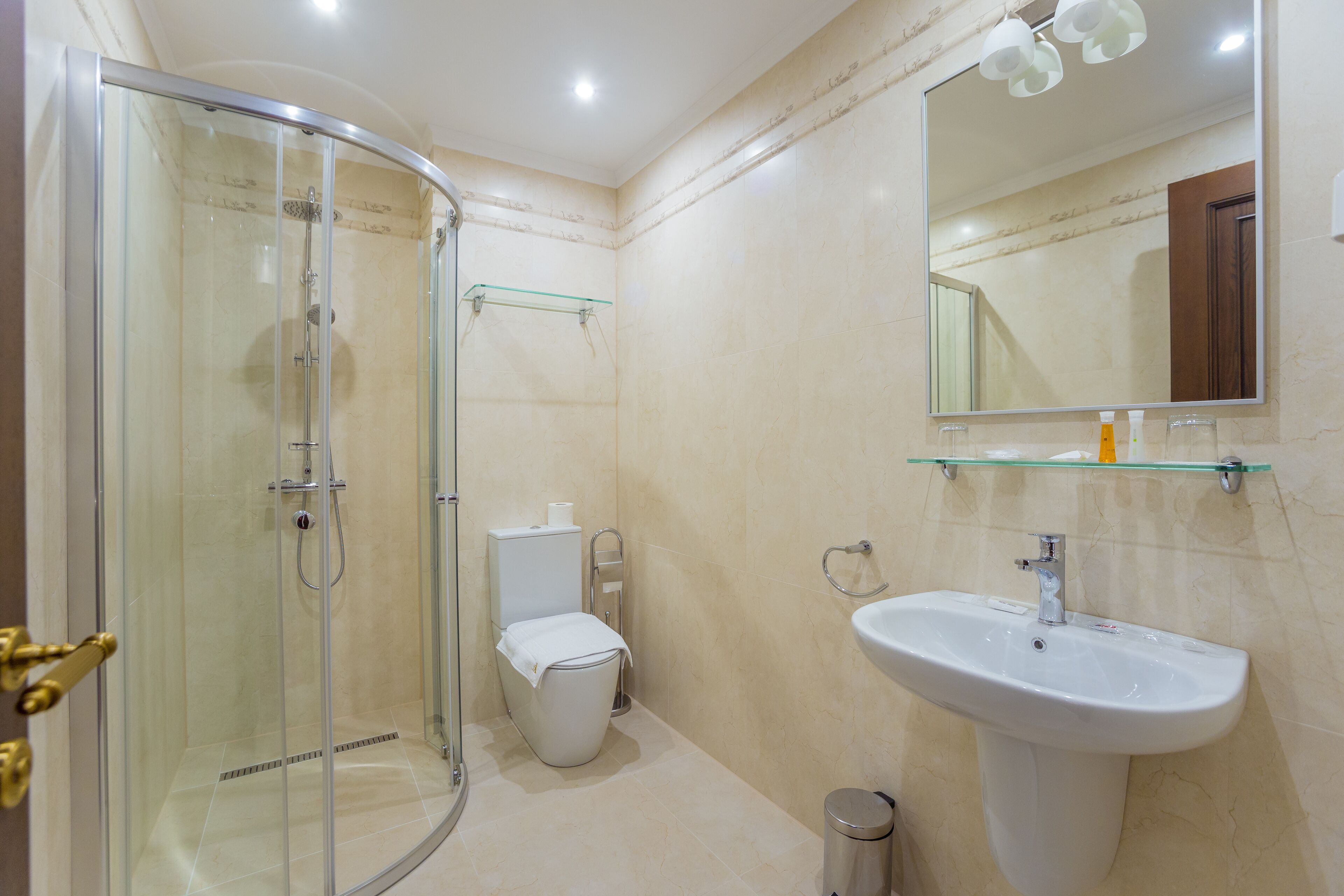 Photo - Ambassador Hotel