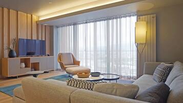 Suite, 3 habitaciones, no fumadores (Penthouse) | 3 dormitorios, ropa de cama de alta calidad, caja fuerte