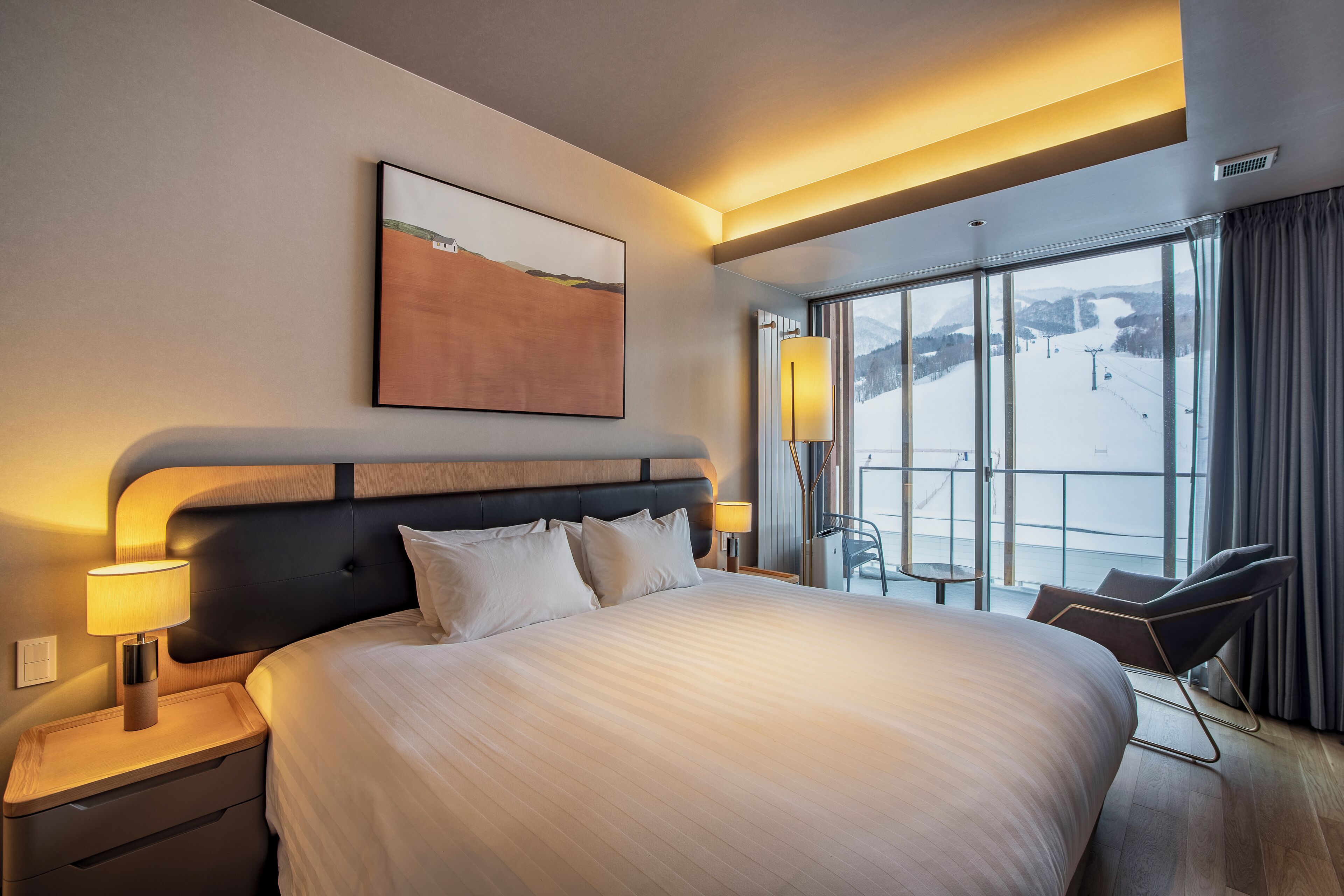 Suite, 3 slaapkamers, niet-roken (Penthouse) | Luxe beddengoed, een kluis op de kamer, individueel gedecoreerd