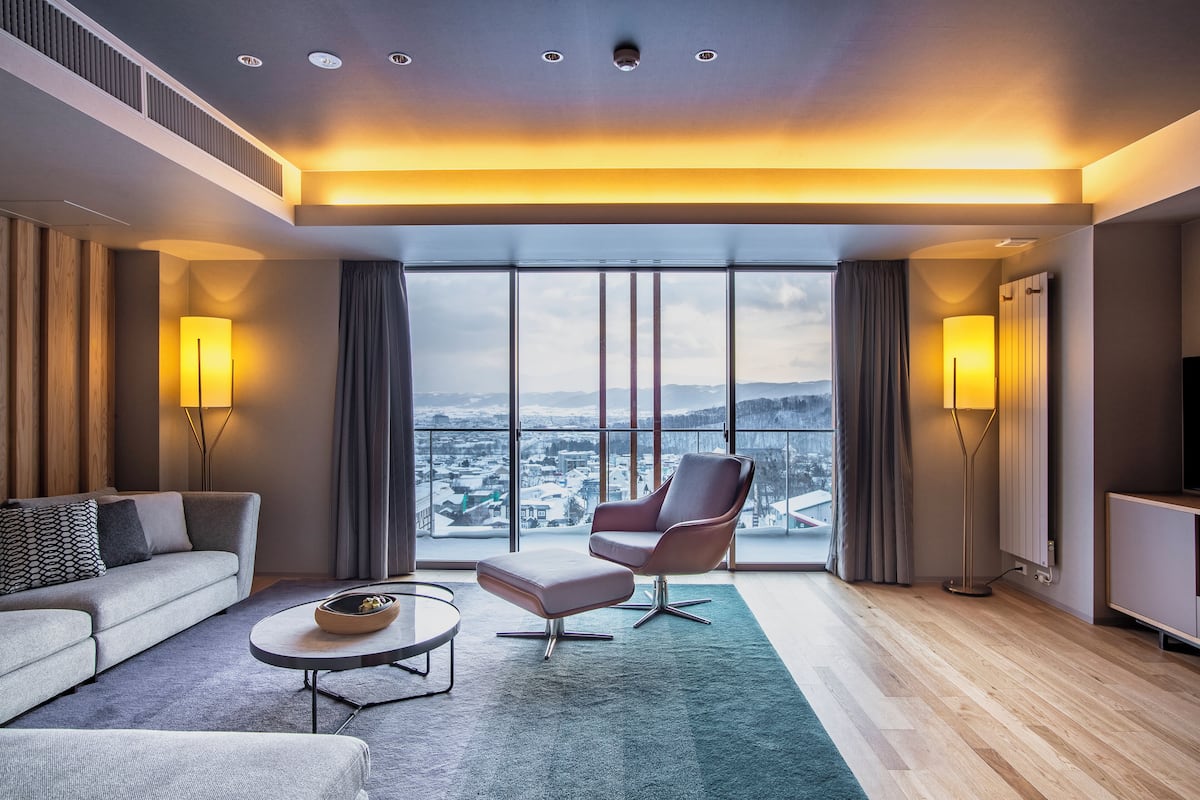 3 Bedroom Penthouse Suite | Living area | Flat-screen TV