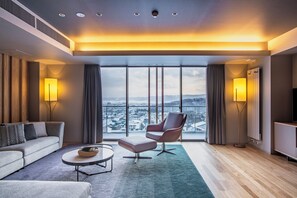 3 Bedroom Penthouse Suite | Living area | Flat-screen TV