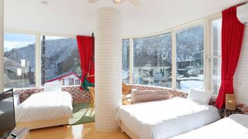 Deluxe Room (for 4 Guests, Western Style) | Down comforters, free minibar, in-room safe, soundproofing