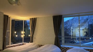 Down duvets, free minibar, in-room safe, individually decorated