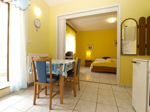 1 bedroom, Internet