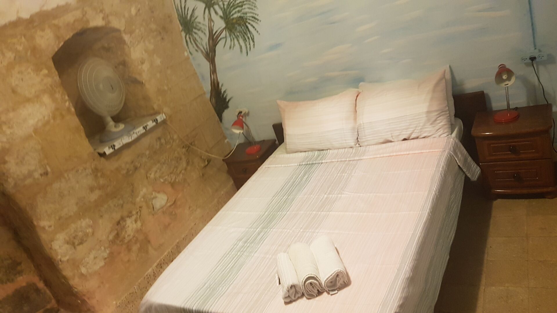 1 bedroom, in-room safe, iron/ironing board, free WiFi