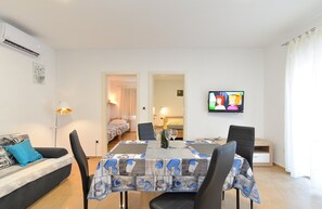 2 多间卧室、上网接入