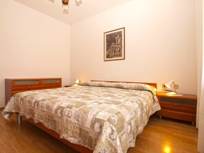 2 室のベッドルーム、インターネット