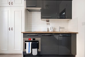 Fridge, microwave, oven