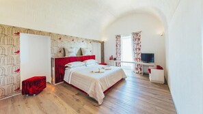 In-room safe, blackout curtains, soundproofing, free WiFi
