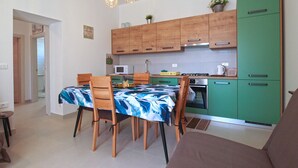 Dining - Apartment 1707/17625 (Istria - Banjole), 100m from the beach (Banjole)