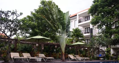 1BR Suite mit Poolblick - 5 Minuten zum Strand von Sanur