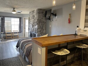 1 chambre, Wi-Fi gratuit, draps fournis