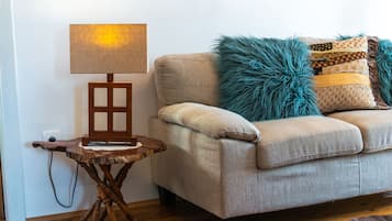 TV, video-game console, stereo