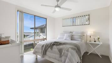 House, 3 Bedrooms | 3 bedrooms, cribs/infant beds, rollaway beds, bed sheets