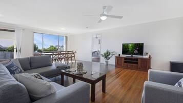 House, 3 Bedrooms | Living area | LED TV, DVD player