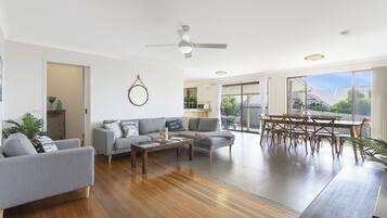 House, 3 Bedrooms | Living area | LED TV, DVD player