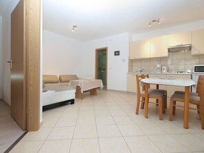 Interior - Apartment 1774/20435 (Istria - Liznjan), 1000m from the beach (Liznjan)