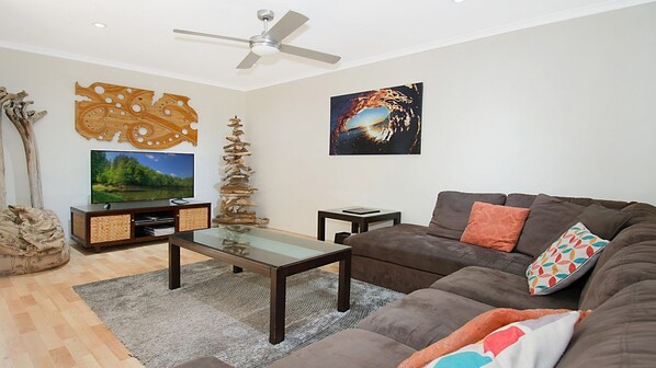 Duplex, 3 Bedrooms | Living room | LED TV, DVD player - Sea Whisper (Lennox Head)