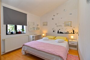 3 bedrooms, internet