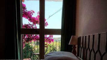 Chambre Double (Private External Bathroom) | Literie de qualité supérieure, couette en duvet d'oie