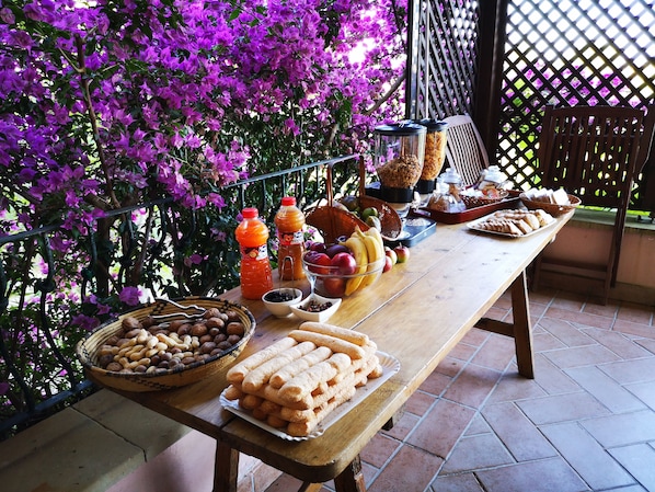 Desayuno buffet incluido todos los días