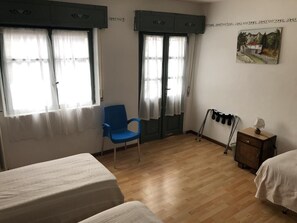 Double or Twin Room | Bed sheets - Hotel Alla Prisa (Carisolo)
