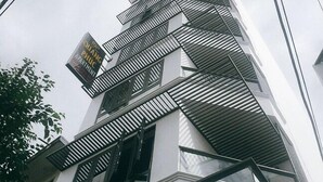 施設の正面