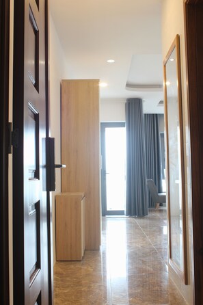 Quarto casal standard | Escrivaninha, Wi-Fi de cortesia
