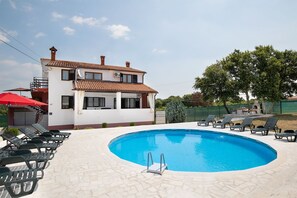 Pool - Apartment 1816/21517 (Istria - Barban), 8000m from the beach (Barban)