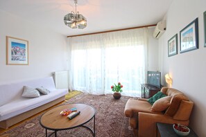 TV - Apartment 1828/21687 (Istria - Pula), 500m from the beach (Pula)
