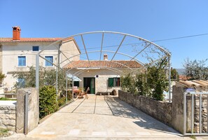 Property grounds - House 1829/21736 (Istria - Rakalj), 1500m from the beach (Rakalj)