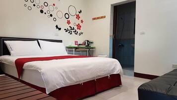 Quarto casal | Escrivaninha, cortinas blackout, Wi-Fi de cortesia, roupa de cama