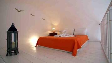 Kolmen hengen deluxe-huone | Ilmainen Wi-Fi