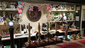 酒吧（店内）