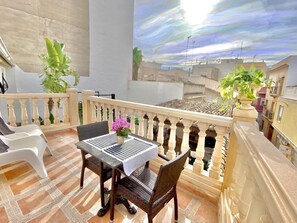 Panoramic Studio | Terrace/patio - Casa Entre Viñas (Aspe)